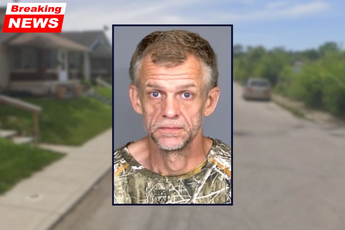 I'll send a bag with body parts to your family. After repeatedly shooting his roommate in the face, the man locked the victim's body in his own bedroom for a few days