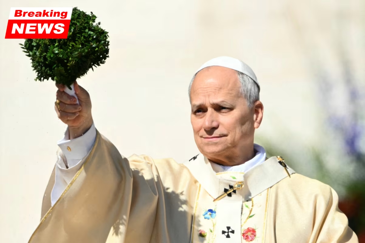 In his first Easter message, Pope Leo exhorts those who "unleash wars" to choose peace