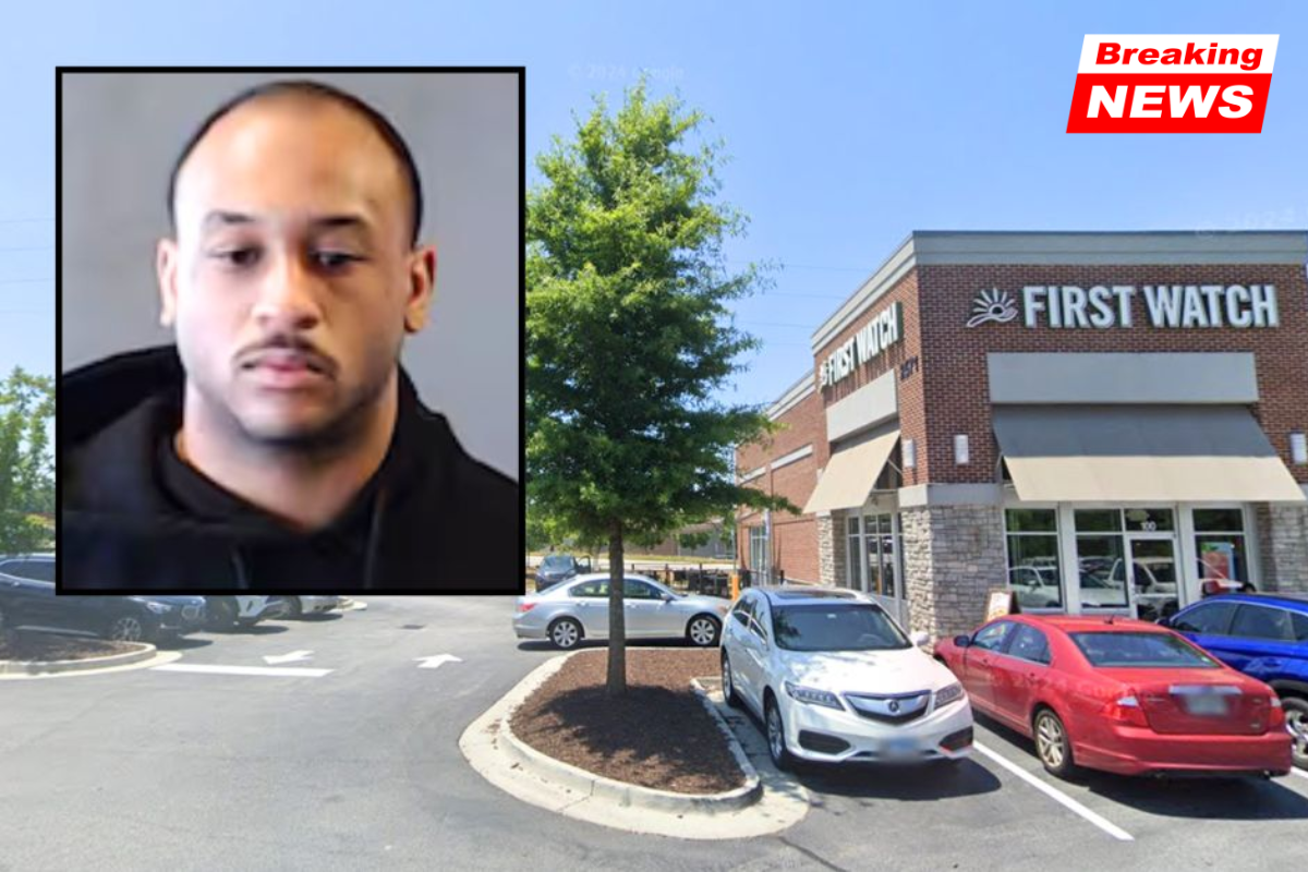 A woman eating lunch at a restaurant was stabbed in the back by a stranger, according to police