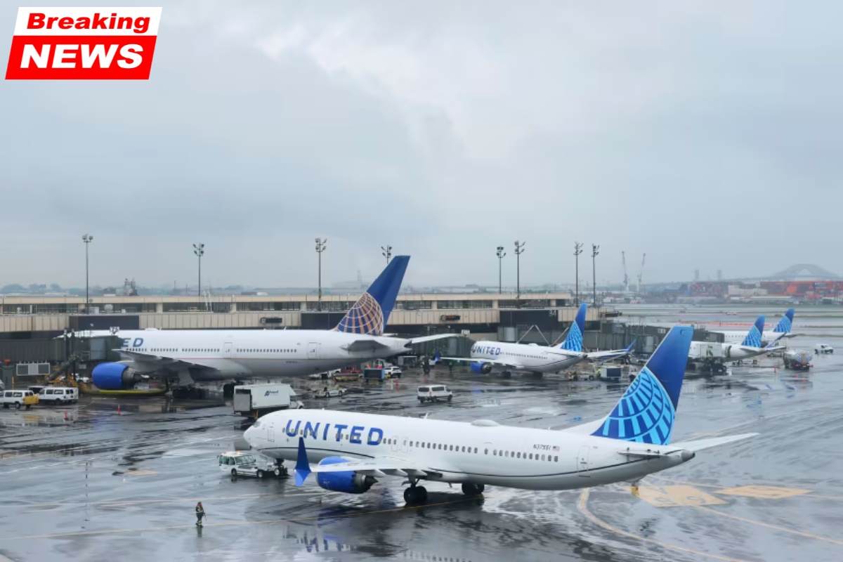 United passenger accused of assaulting flight attendant and attempting to access cockpit as plane landed at Newark Airport