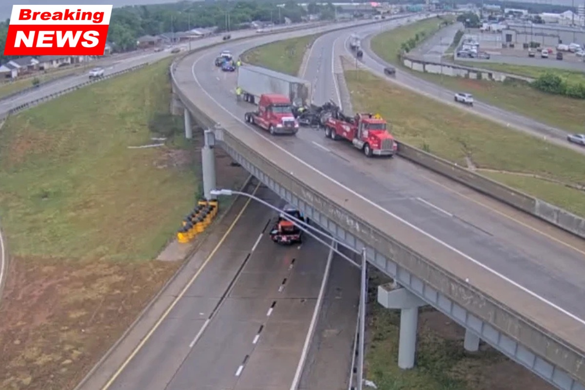 Westbound lanes on I-44 at SH-74 and I-40 at the Ft. Smith intersection were blocked by two collisions